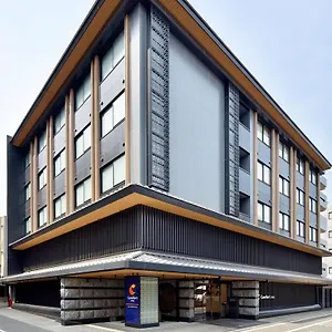 *** Hotel Comfort Shijokarasuma Japan